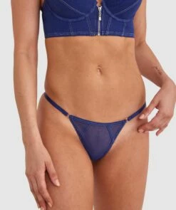 Aaliyah Mini V - Navy