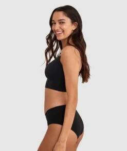 Base Layers Wirefree Crop - Black 11 Base Layers Wirefree Crop - Black -BRAS N THINGS Sales base layers wirefree crop black 01415801 10