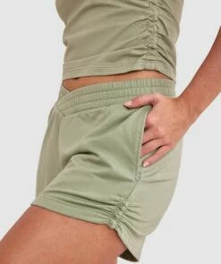 Chill V Front Short - Khaki