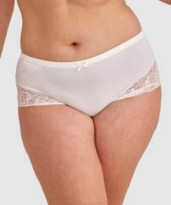 Faith Full Shortie - Ivory