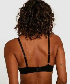 Nara Plunge Contour Bra - Black 10 Nara Plunge Contour Bra - Black -BRAS N THINGS Sales nara plunge contour bra black 01263405