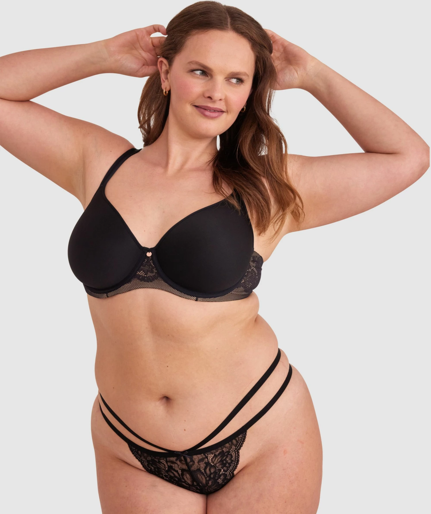 Romance Mini V Knicker - Black 7 Romance Mini V Knicker - Black - Image 5