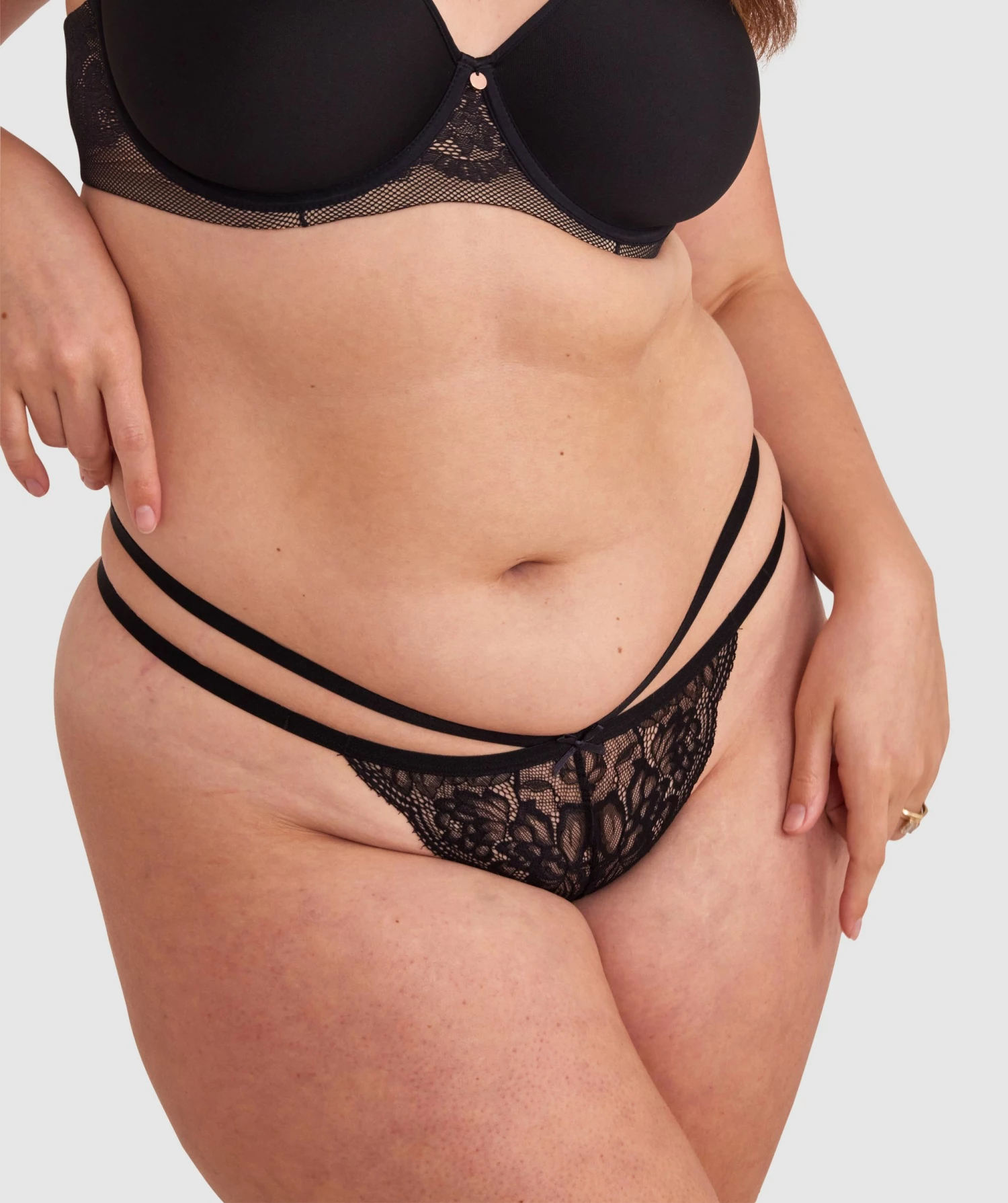 Romance Mini V Knicker - Black 3 Romance Mini V Knicker - Black