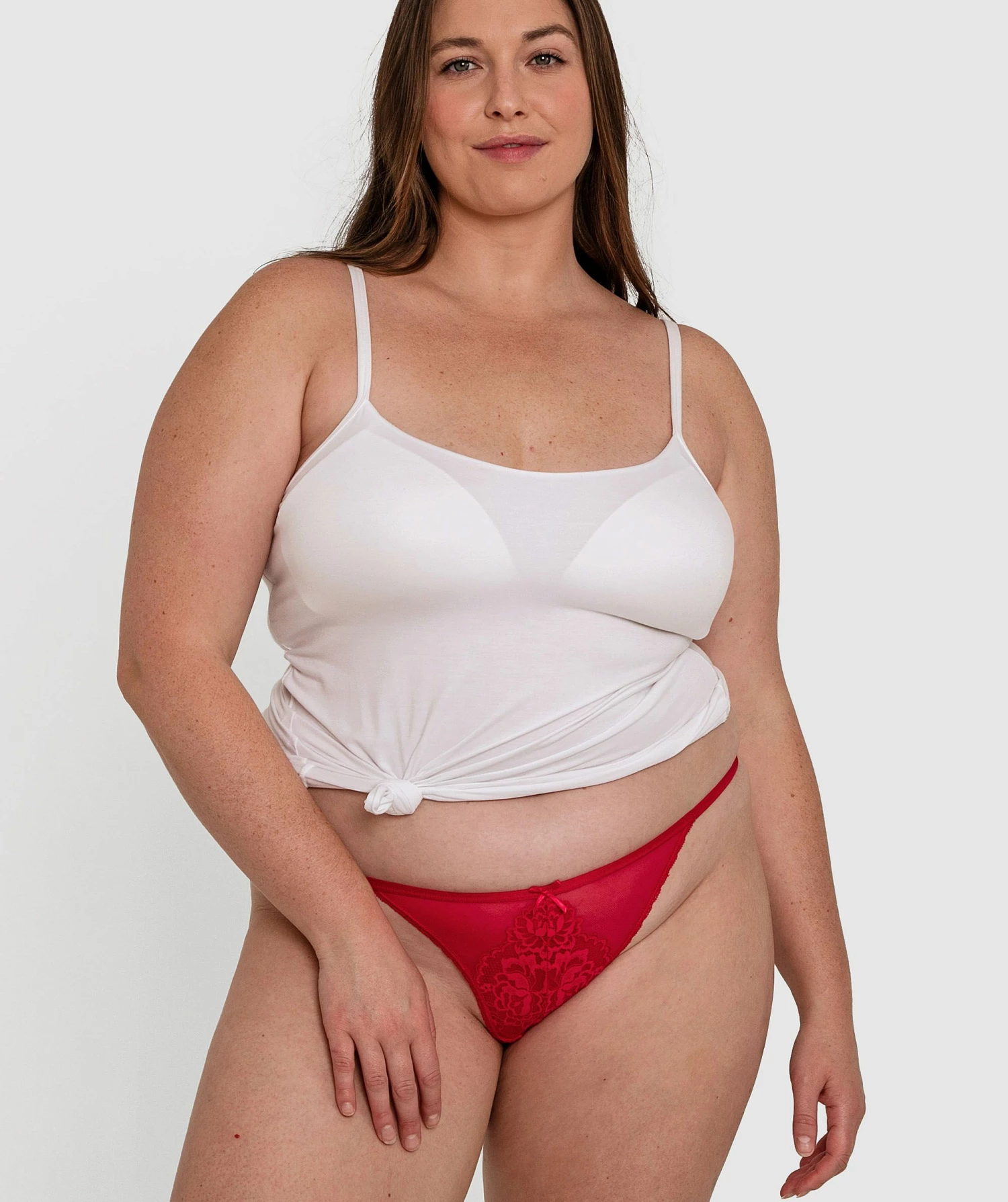 Suzie Mini V - Red 3 Suzie Mini V - Red