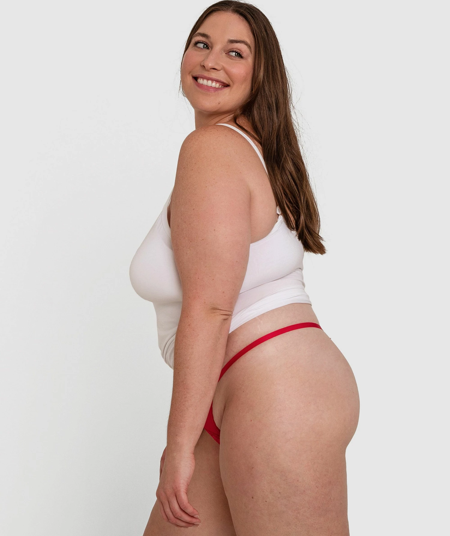 Suzie Mini V - Red 4 Suzie Mini V - Red - Image 2