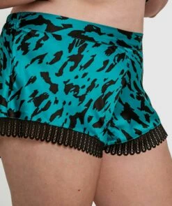 Zuri Short - Animal Print